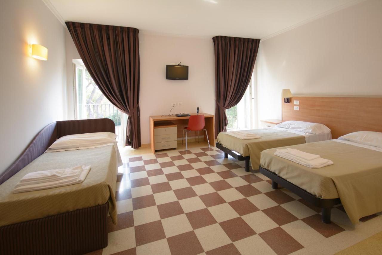 Domus Stella Maris - Casa Per Ferie Ξενοδοχείο Ανκόνα Εξωτερικό φωτογραφία
