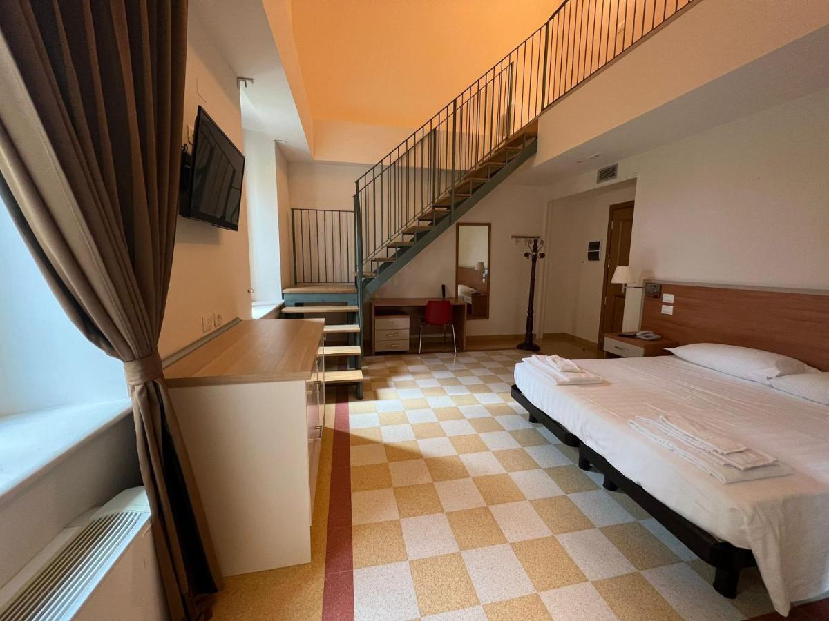 Domus Stella Maris - Casa Per Ferie Ξενοδοχείο Ανκόνα Εξωτερικό φωτογραφία