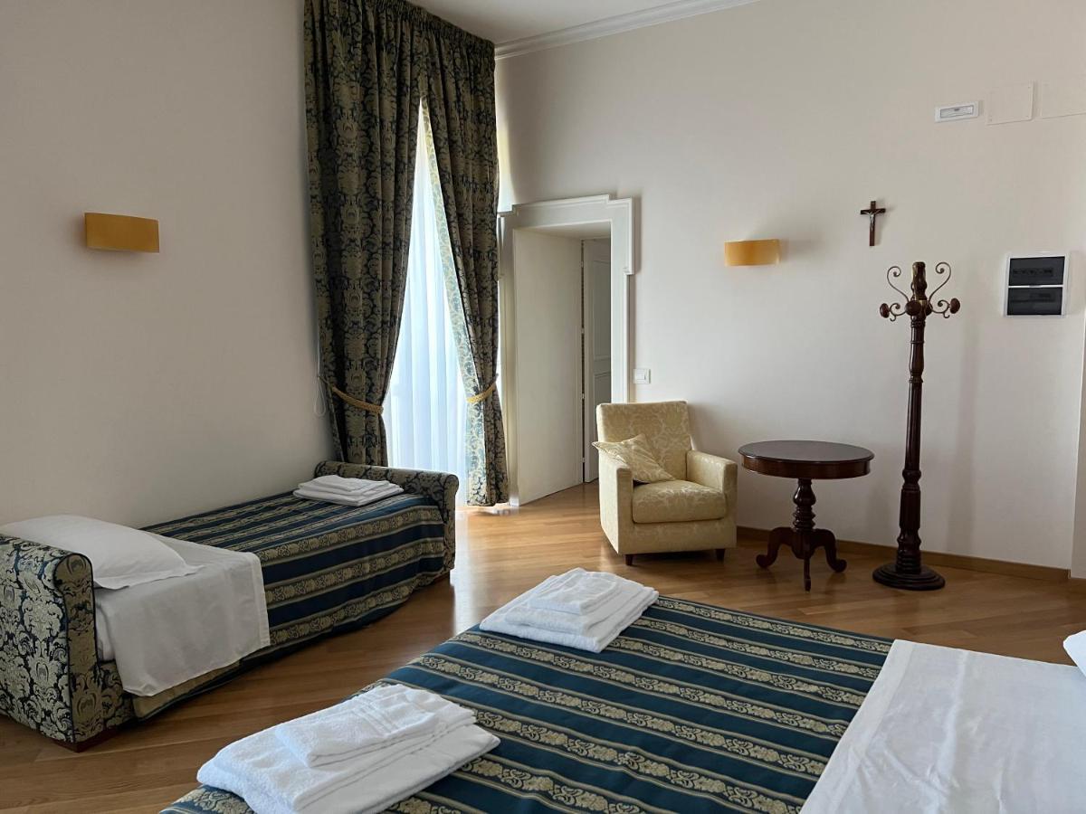 Domus Stella Maris - Casa Per Ferie Ξενοδοχείο Ανκόνα Εξωτερικό φωτογραφία